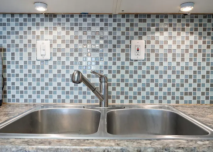 Family Friendly 16th Floor 2br Atlantis, Direct Oceanfront, Open Balcony, Ocean City