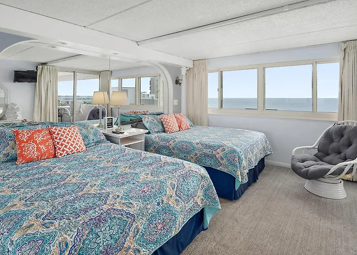 Family Friendly 16th Floor 2br Atlantis, Direct Oceanfront, Open Balcony,