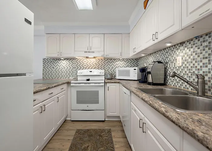Family Friendly 16th Floor 2br Atlantis, Direct Oceanfront, Open Balcony, Ocean City