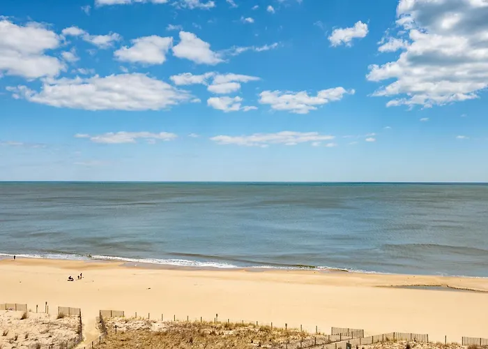 Family Friendly 16th Floor 2br Atlantis, Direct Oceanfront, Open Balcony,